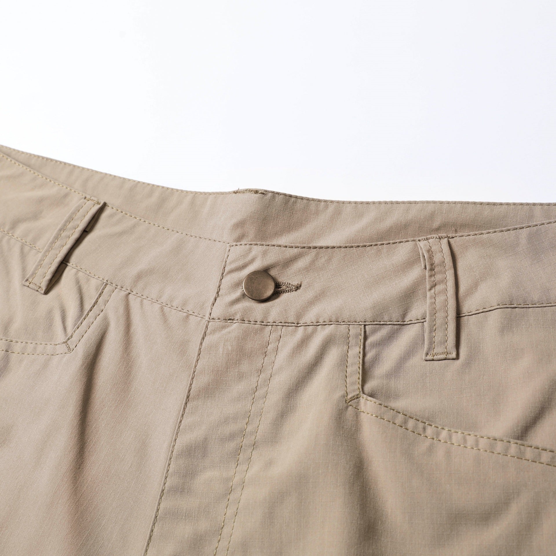 Men's Multi-Pocket Cargo Shorts Built Durable, Designed, fabric detail