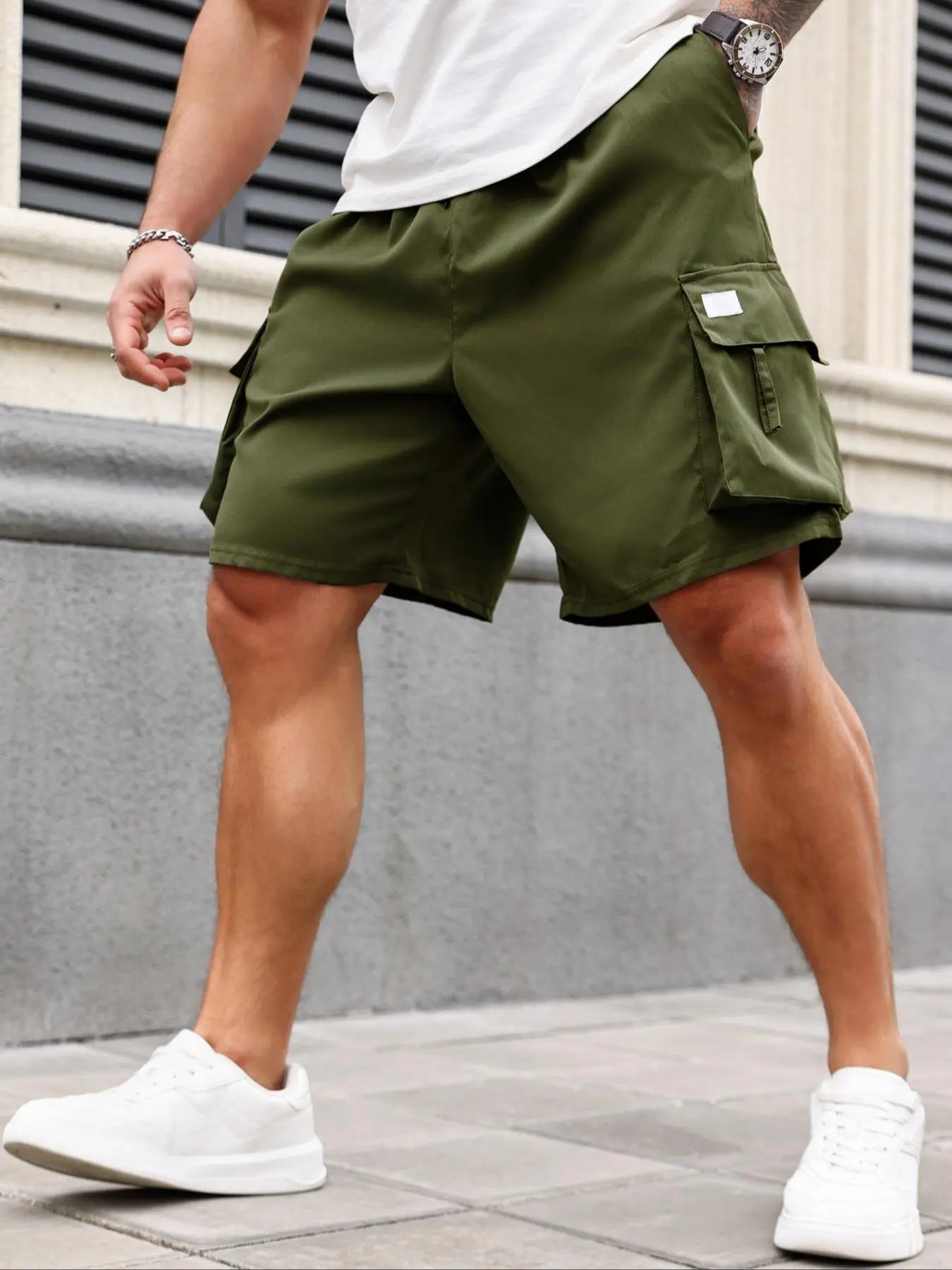 PLUS SIZE CARGO SHORTS